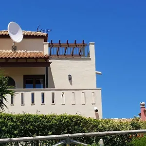https://costa-esuri-3-bedroom-house-ayamonte.es-andalucia.com